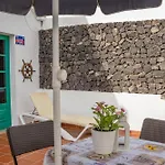 Little Milli 68 A2 * Playa Blanca (Lanzarote)